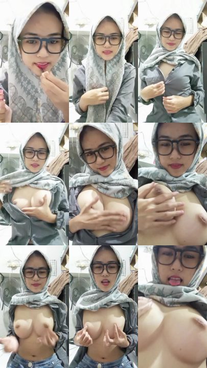 Talent Zoyya Hijab Pamer TT Bulat